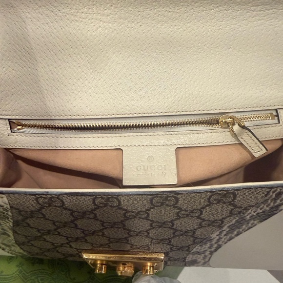 Gucci Beige and Gold Women's Bag - Picture 10 of 10